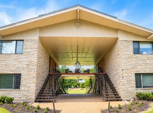 4400 Poplar Ave APT 25, Memphis, TN 38117