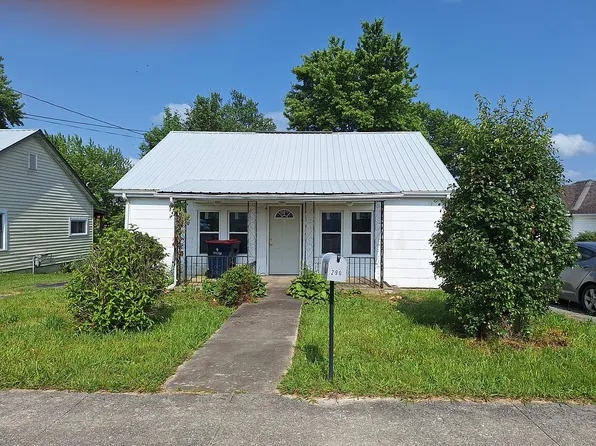 290 Sparta St, Spencer, TN 38585