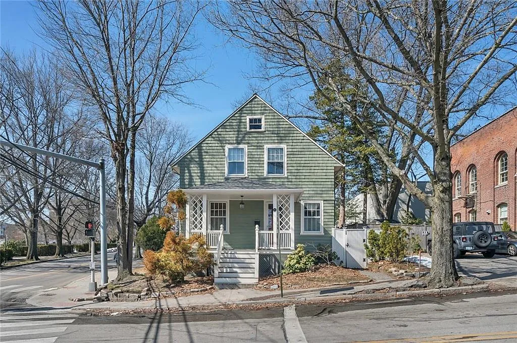 4 bed, 1890 sqft, $4,500 — Photo 1