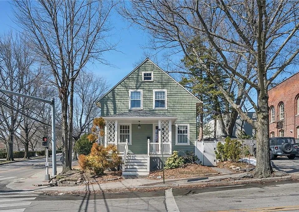 98 Butler Ave
