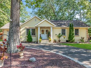 2 Elm St, Jackson, NJ 08527