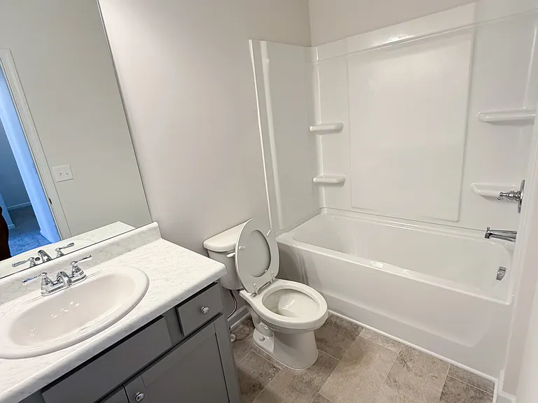 1015 Stiles Ct — Photo 13