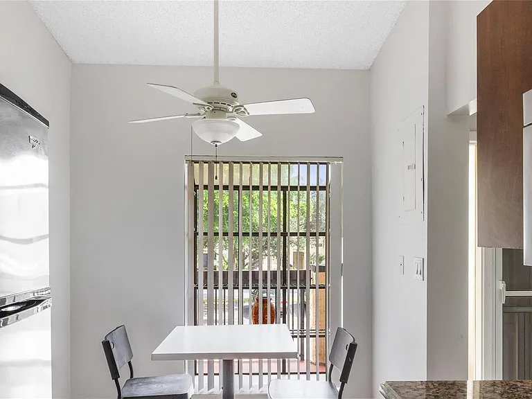 2067 SW 15th St #232 — Photo 17