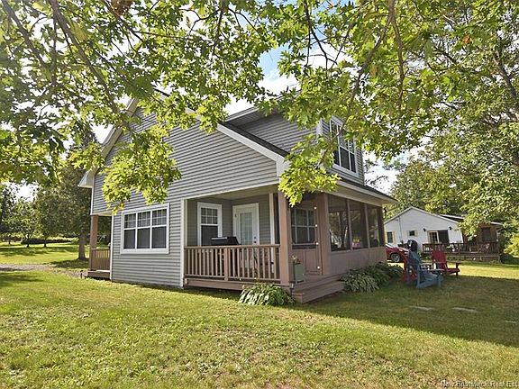 3rd image of 21 Farm House Ln