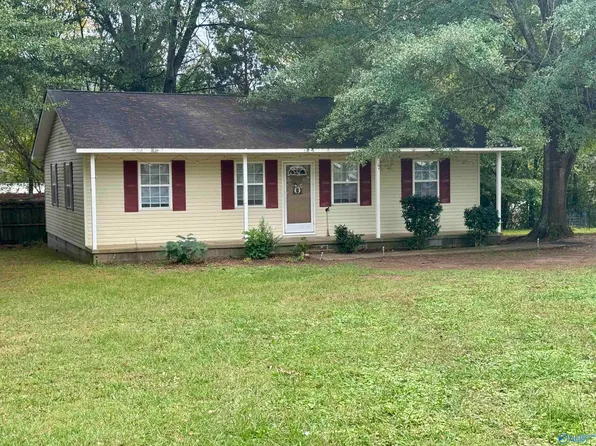 1805 Grand Ave NW, Fort Payne, AL 35967