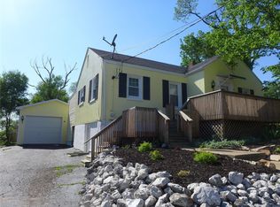 219 N Locust St, Hannibal, MO 63401