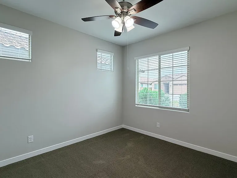 1614 W Corral Rd — Photo 25