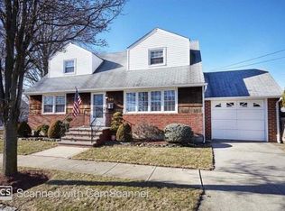 168 Willis Ave, Floral Park, NY 11001