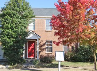 3045 Mapleleaf Park, Lexington, KY 40509