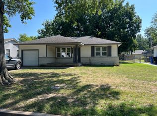 317 S 6th St, Broken Arrow, OK 74012
