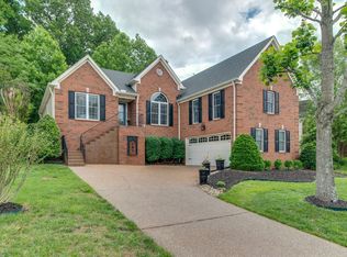 2510 Edinburgh St, Old Hickory, TN 37138