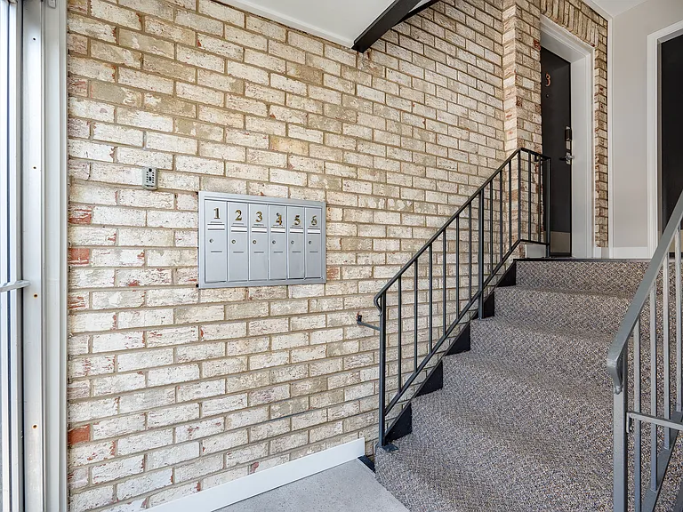 827 Wilmington Ave #1 — Photo 12