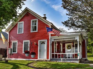 834 Lake Rd, Benson, VT 05743