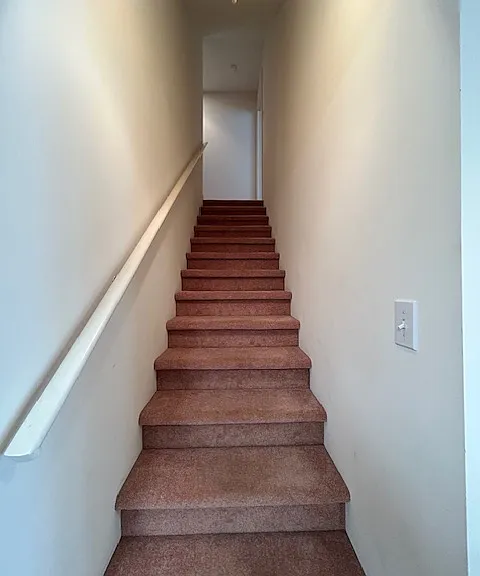 110 Perkins Pl — Photo 12