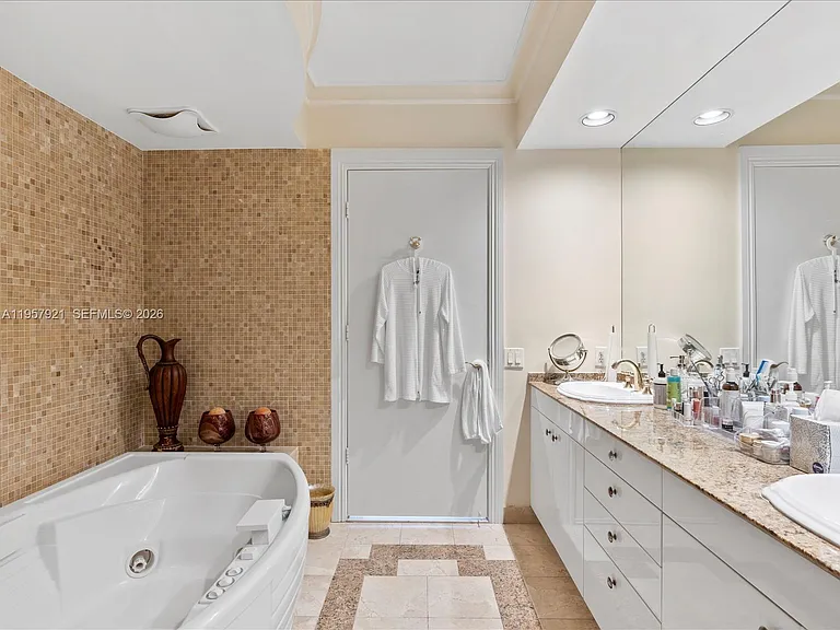 19111 Collins Ave #2503 — Photo 34