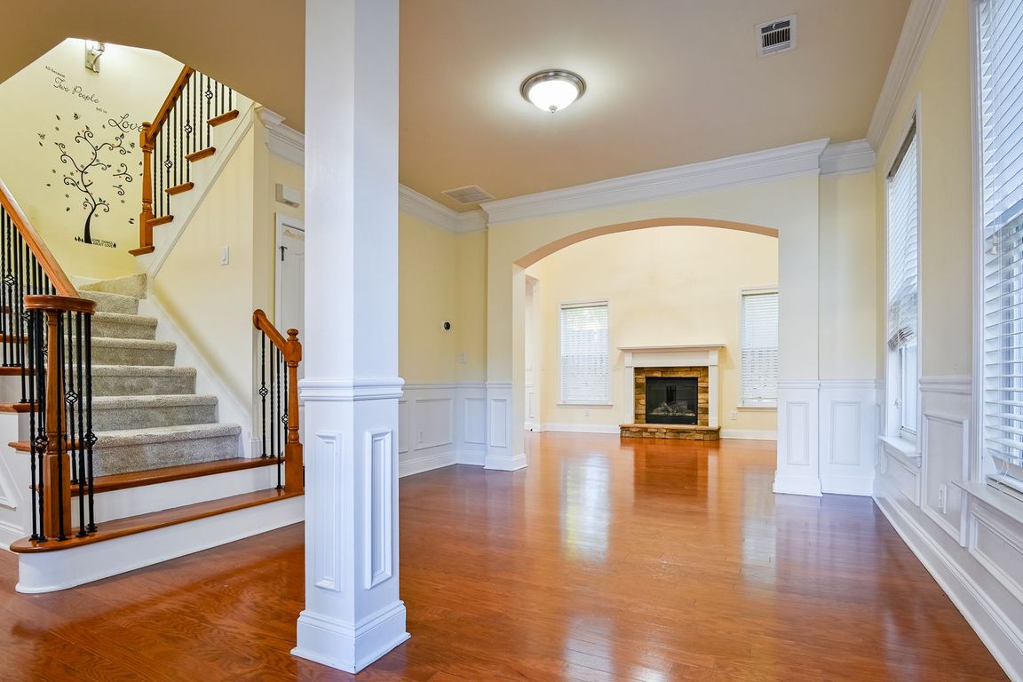 next background image