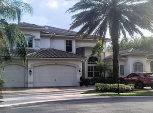 19582 Saturnia Lakes Dr, Boca Raton, FL 33498
