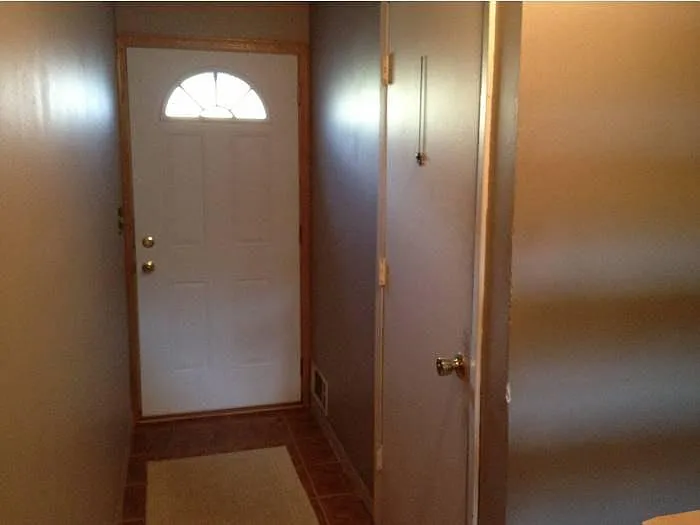 1758 Meadowlark Rd — Photo 5
