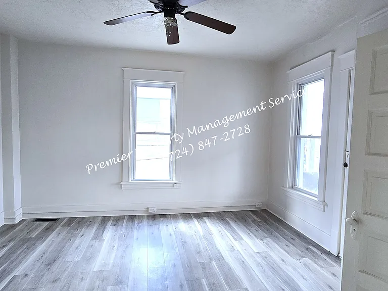 331 W North St #5 — Photo 3