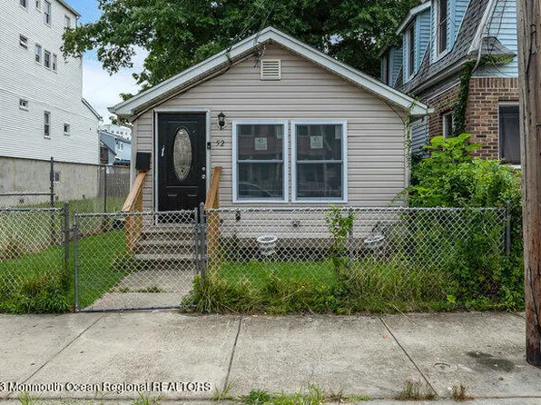 52 Highland Avenue, Keansburg, NJ 07734