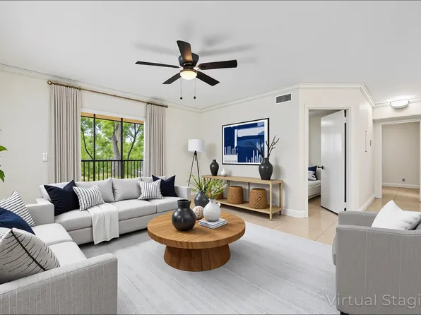 610 Trace Circle #206, Deerfield Beach, FL 33441