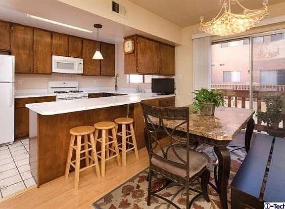 4th image of 1504 Dixon St APT B