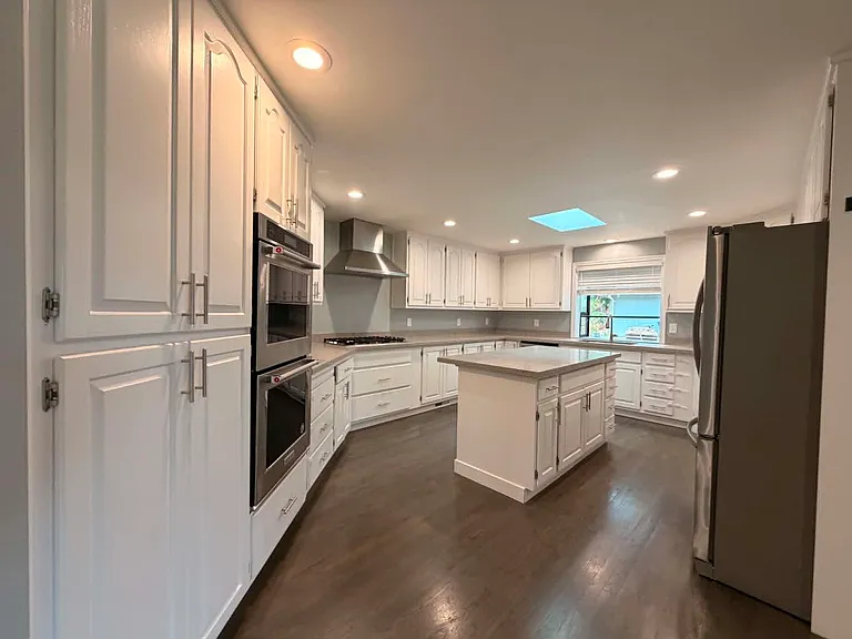15017 NE 11th Pl — Photo 7