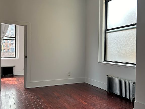 2nd image of 54 W 74th St APT 612A
