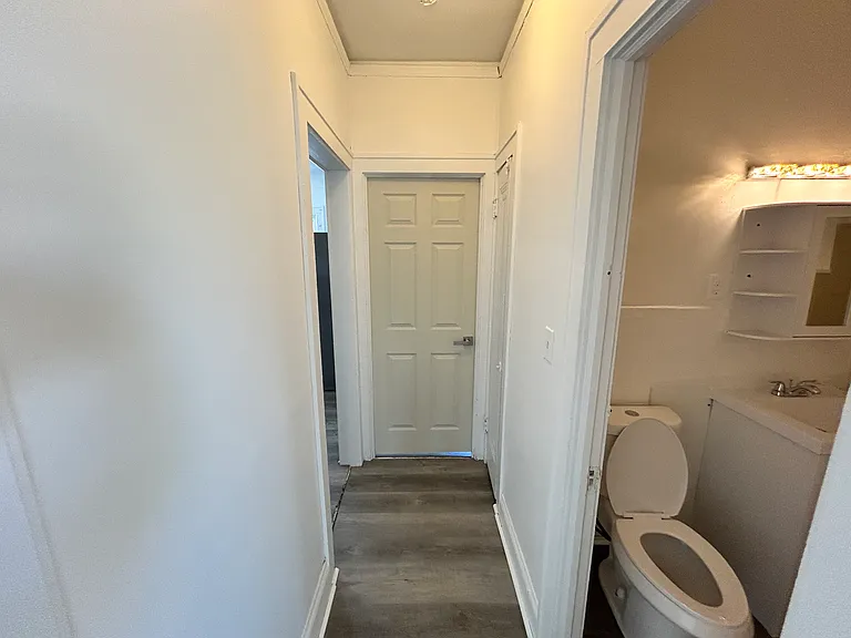 2232 W 103rd St — Photo 16
