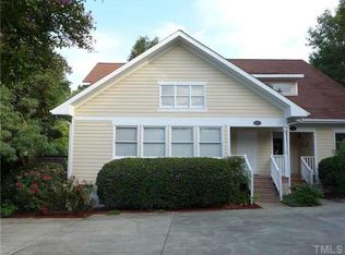 305 McGregor Dr #A, Chapel Hill, NC 27514