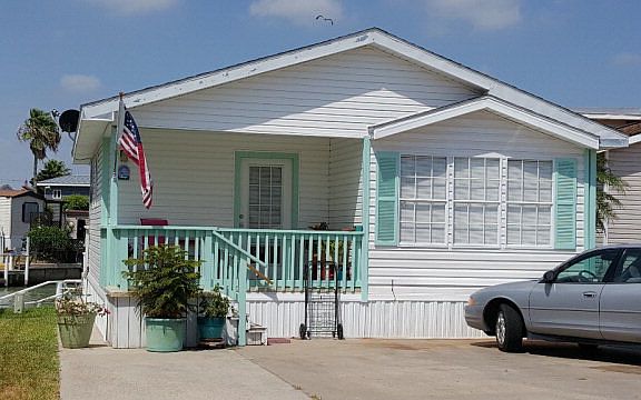 4th image of 649 Sand Dollar Dr