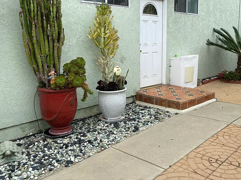 Vista Del Mar Ave — Photo 13