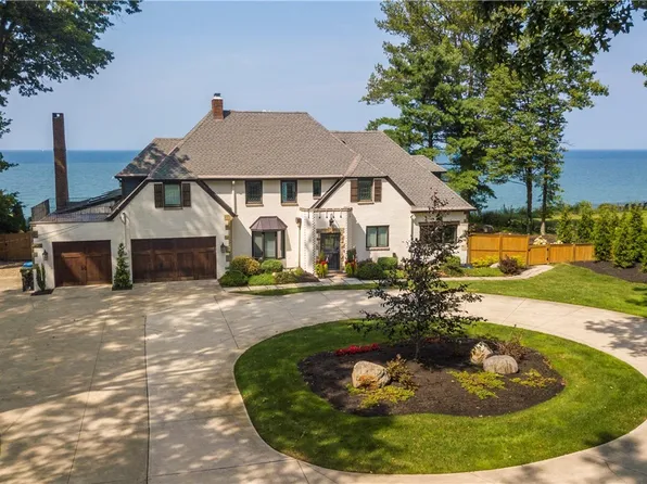 25404 Lake Rd, Bay Village, OH 44140