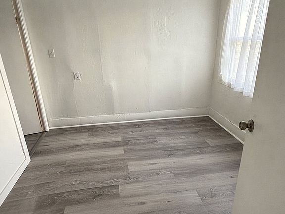 4th image of 312 S 2nd St