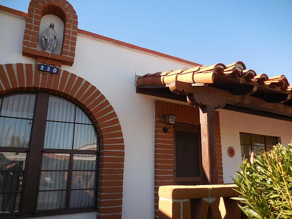 2nd image of 220 S Paseo Pena