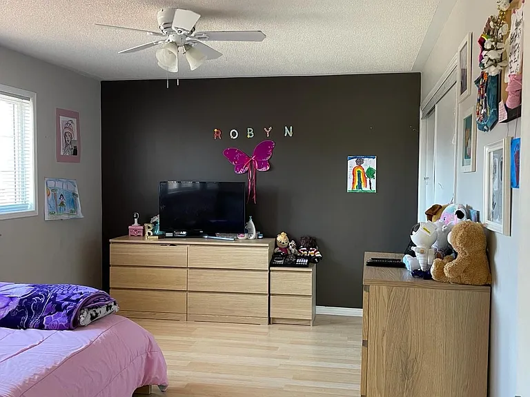 57 Fallstar Cres — Photo 9