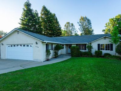 2268 Wicklow St, Redding, CA, 96001