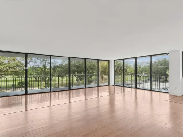 700 Coral Way APT 1, Coral Gables, FL 33134