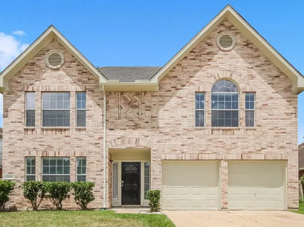1114 S Teal Estates Cir, Fresno, TX 77545