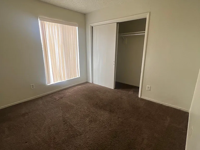 3317 N Pleasant Ave #201 — Photo 12