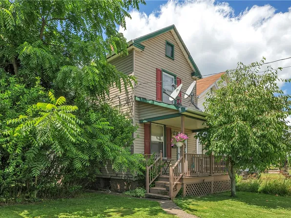1504 Hanna St, New Castle, PA 16102