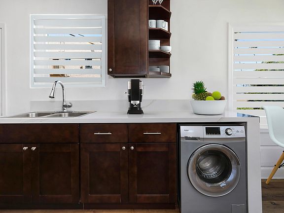 5th image of 151 N Edgemont St #5