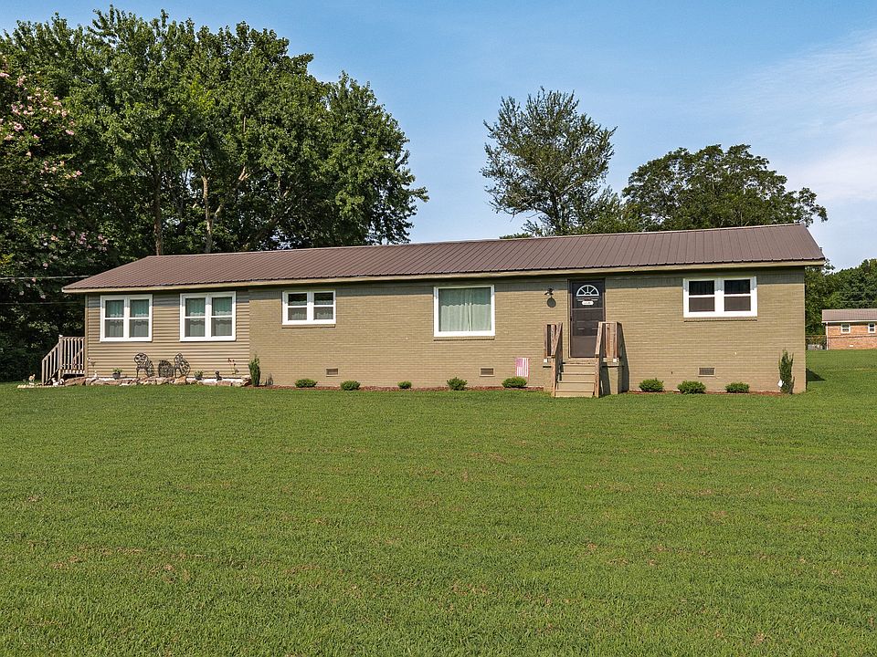 1st image of 215 Old Huntsville Rd