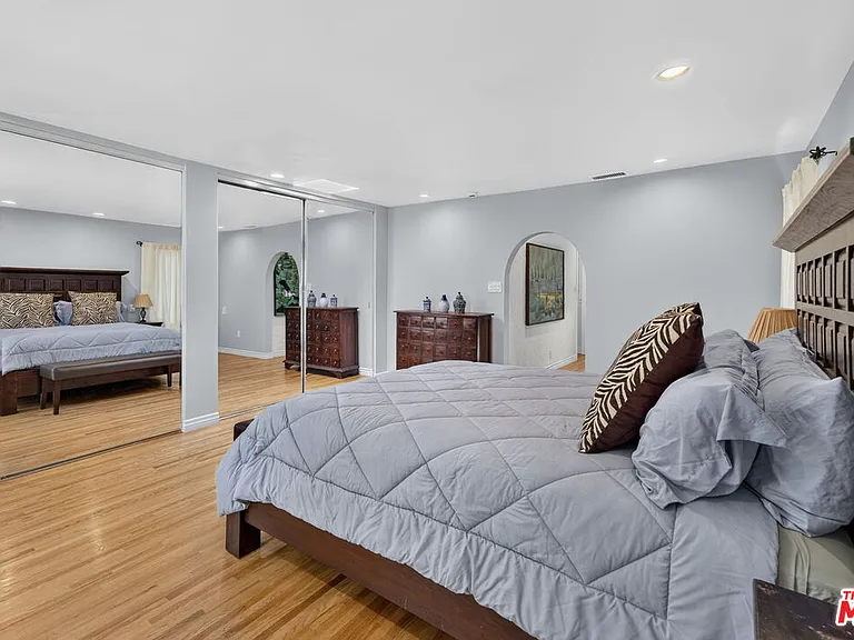 1221 Edris Dr — Photo 25