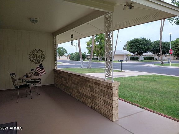 3rd image of 9914 W Highwood Ln