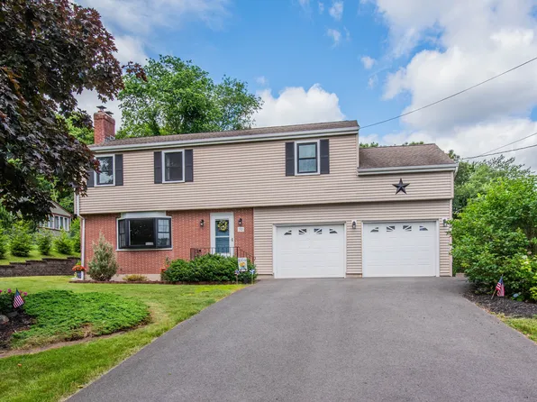 32 Stocking Brook Road, Berlin, CT 06037