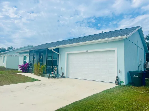 562 Flamingo Rd, Venice, FL 34293