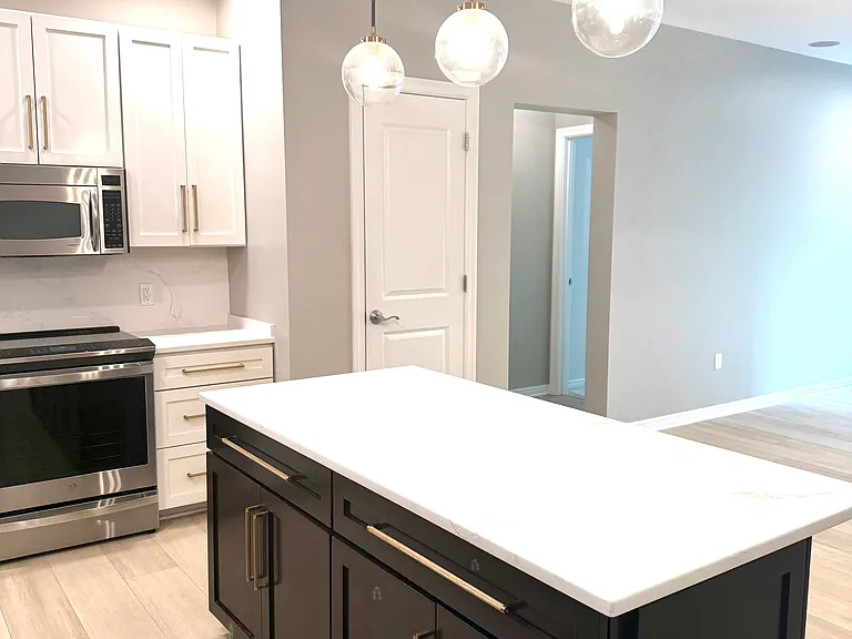 Newly Renovated Kitchen
