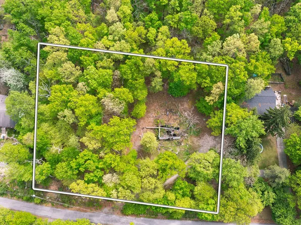 528 Alta Vista Dr, Harpers Ferry, WV 25425