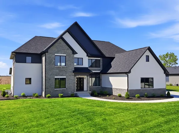 3874 Chapel Hill Ct, Bargersville, IN 46106